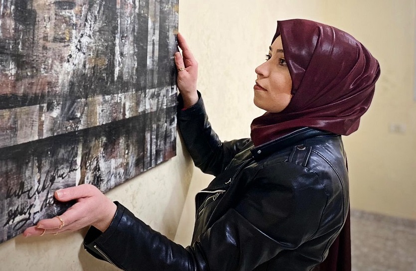 Nada Almadhoun is a fourth-year medical student, contemporary artist, reader and, most important, a dreamer who believes in the power of the word