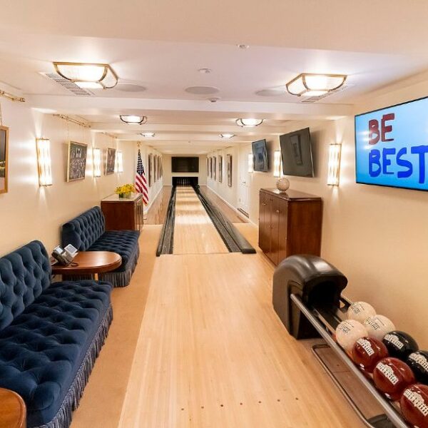 White House bowling alley